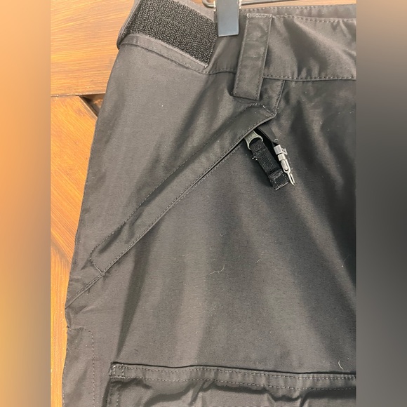 The North Face Black HyVent Ski Pants Women's L - Picture 10 of 12
